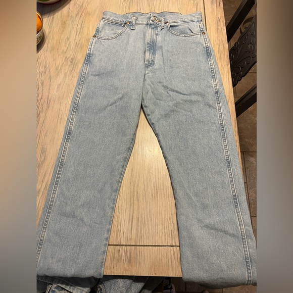 Wrangler | Cowboy Cut Slim-fit Woman’s Jeans - Picture 3 of 4